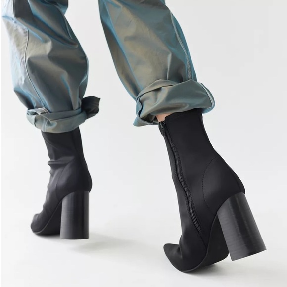 Jeffrey Campbell Siren Boot - Picture 2 of 15